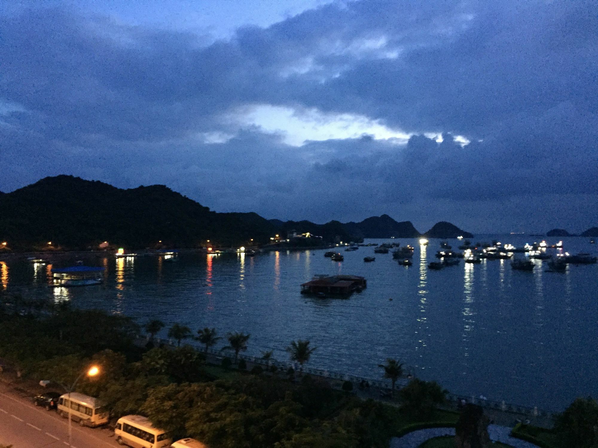 Catba Dream Hotel Dong Khe Sau Eksteriør bilde